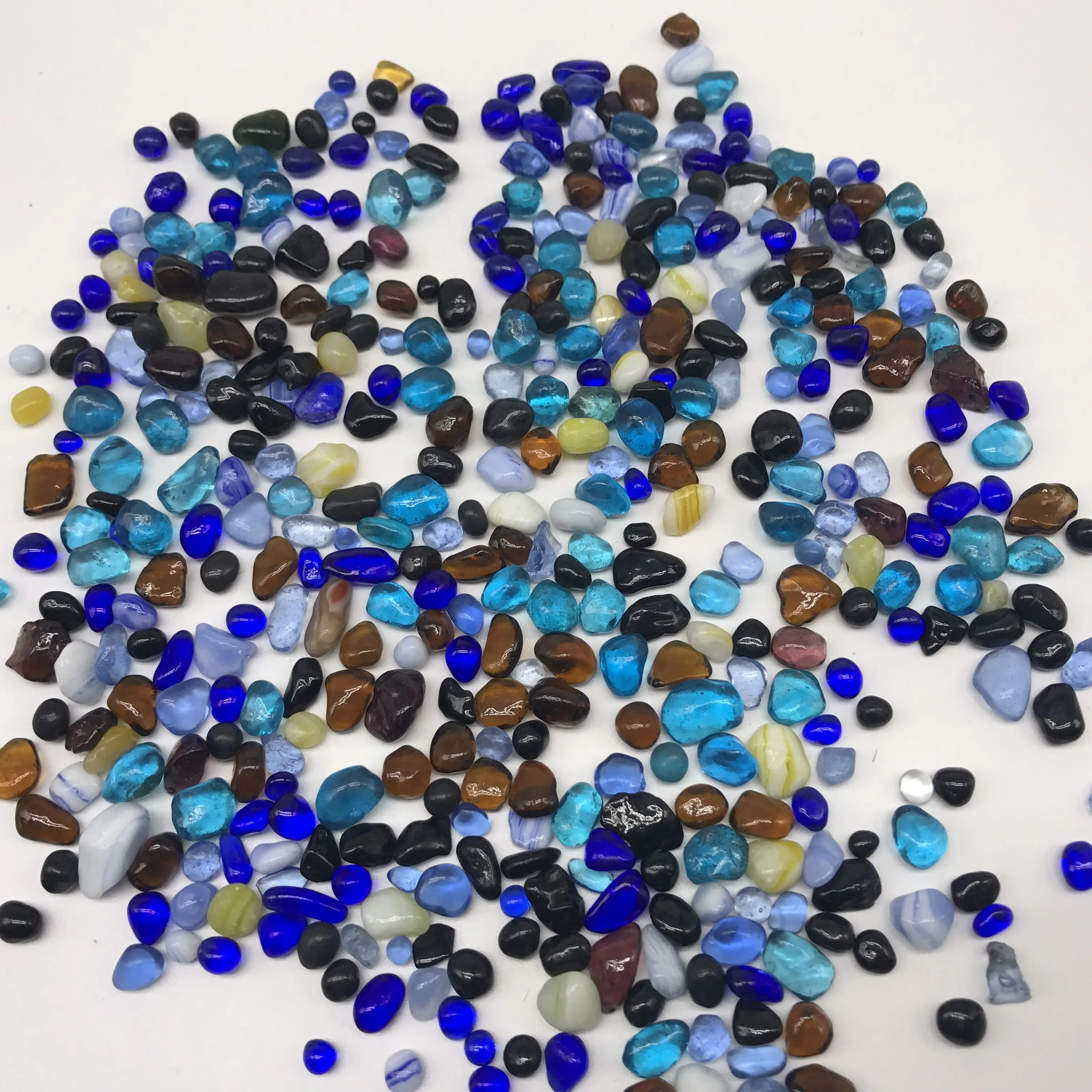 China 1-3mm turquoise Irregular Swimming Pool Glass Beads For surface Decoration