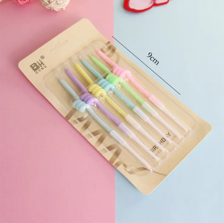 Ins curved spiral party candles like thumb-shaped color baked cakes decorated with birthday candles