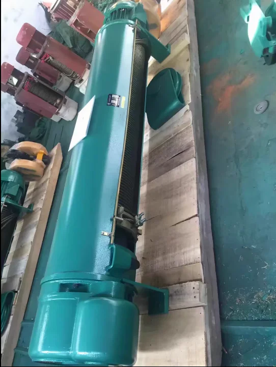 Tower crane lifting mechanism