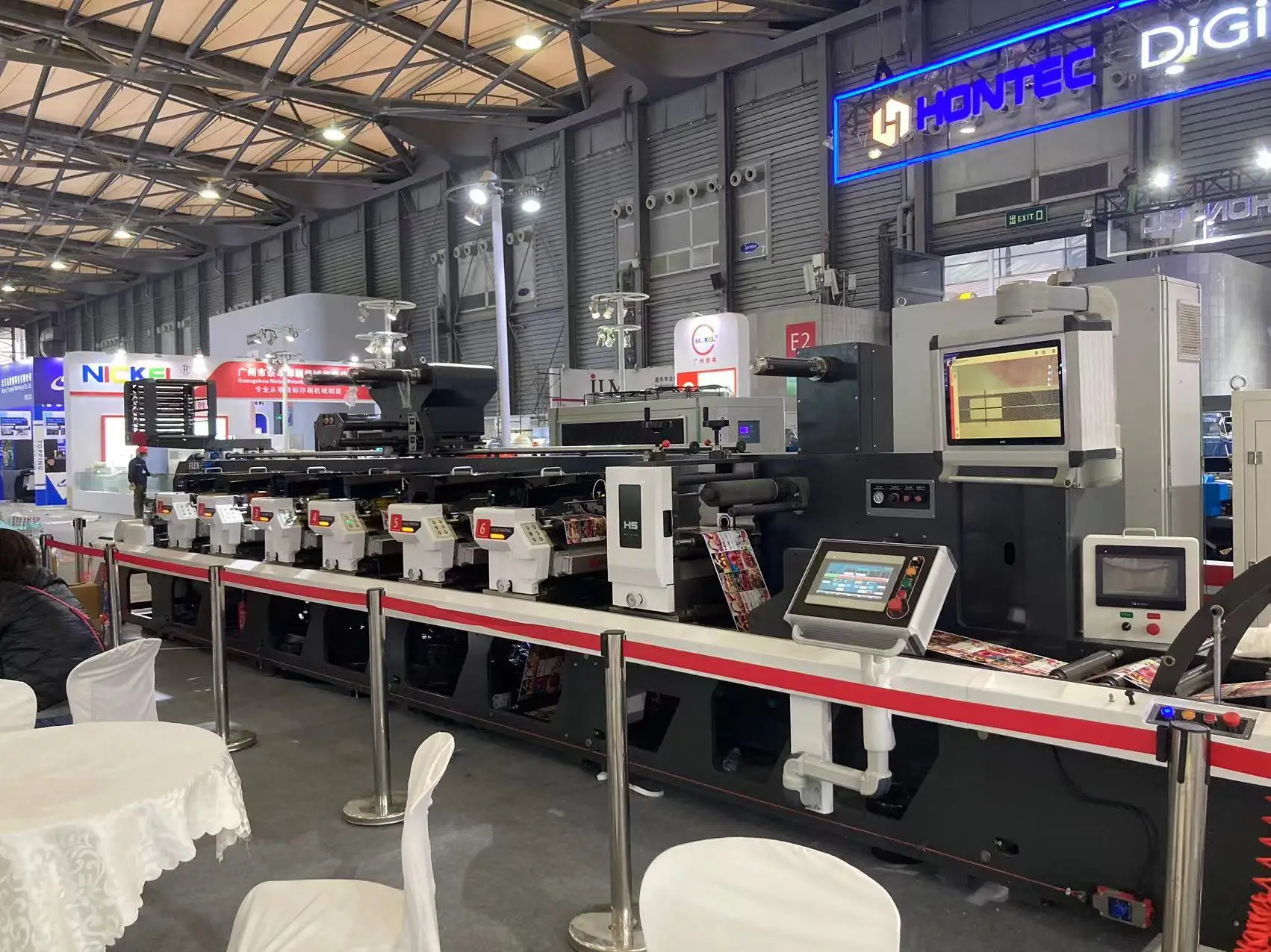 Modular UV LED Curing Source with Width Control for Reliable Flexo Printing