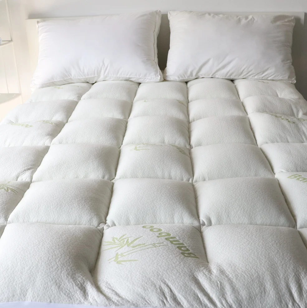 Summer Cooling Jacquard Mattress Protector 100% Waterproof Bamboo Quilt Mattress Topper For Home