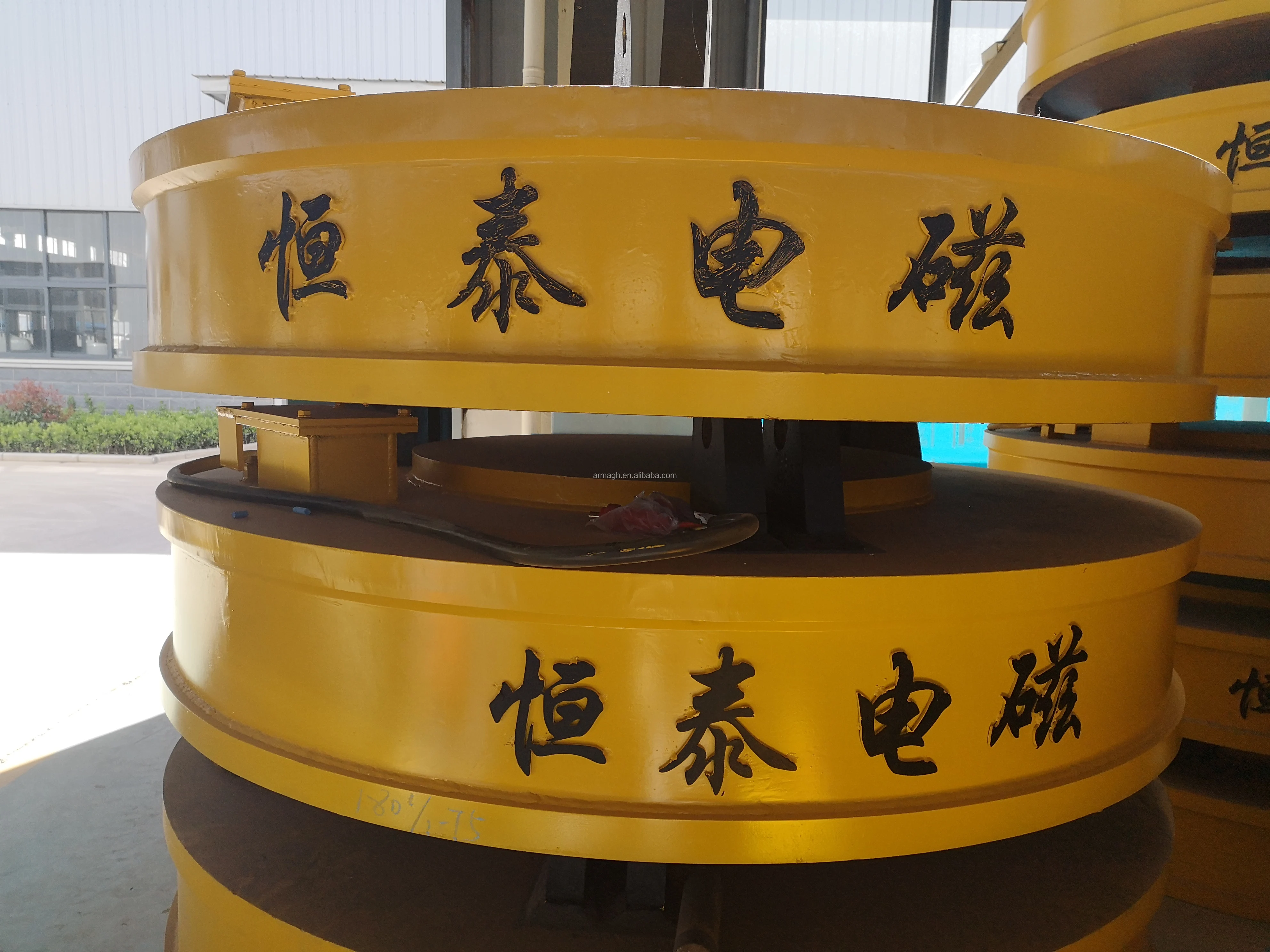 2 ton lifting magnet magnetic lift for industrial and series mw5 electric lifting magnet