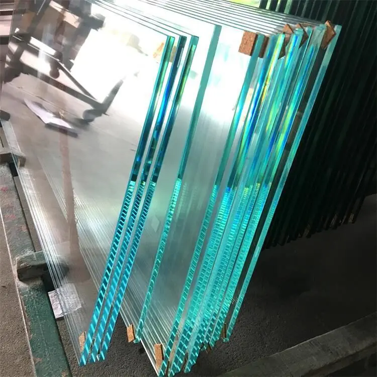China factory 1.1mm 2mm 3mm 4mm ultra clear glass float sheet glass for picture flame,ultra clear low iron float glass price