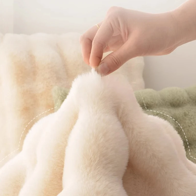 Wholesale Play Mat Thick Fluffy Long Pile Carpet Faux Rabbit Fur Non Shedding Area Rugs