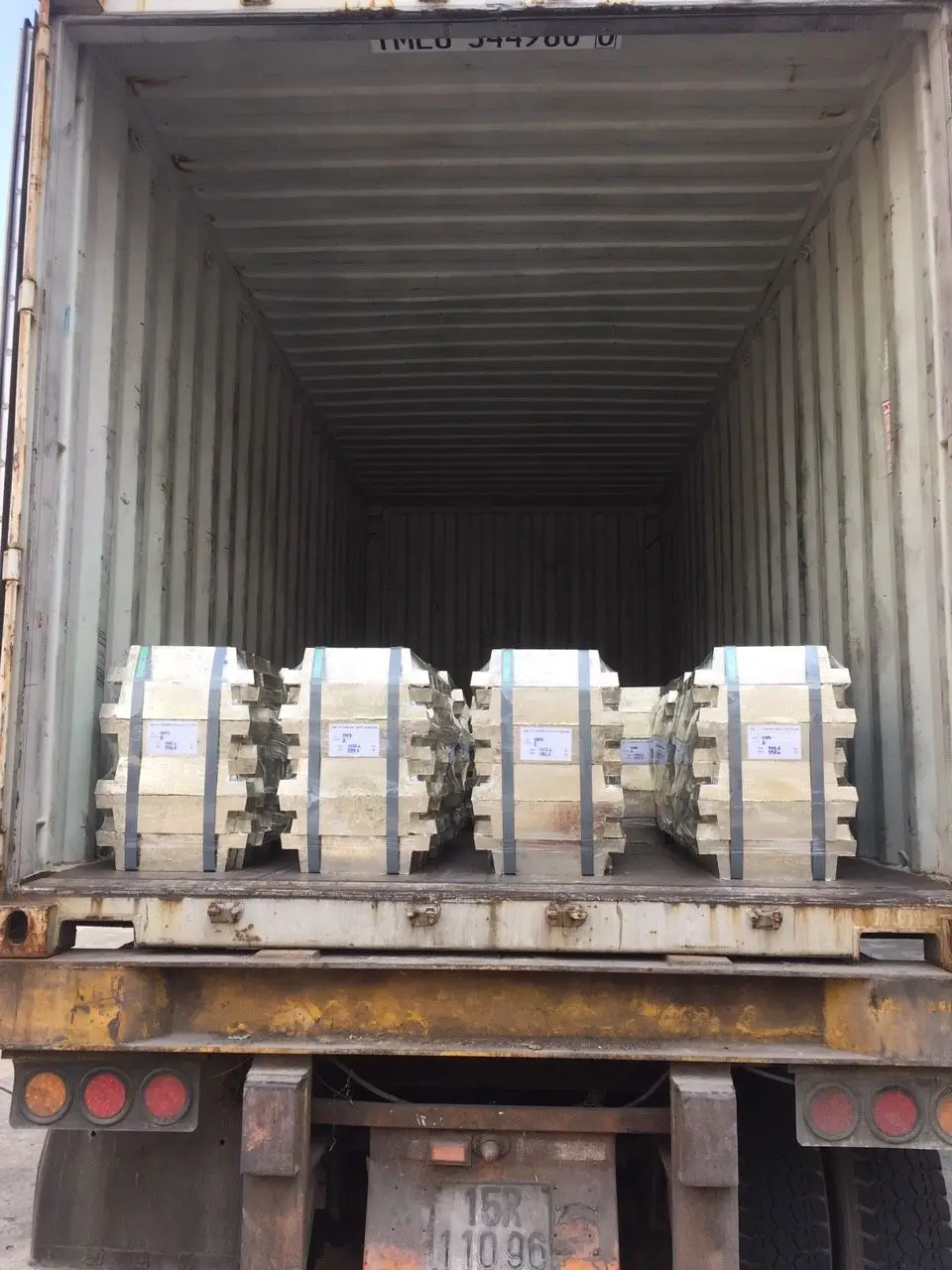 Metal Material Tin Silver Tin 99.95% Top Sale Non Alloy Tin Ingot Sn99.95