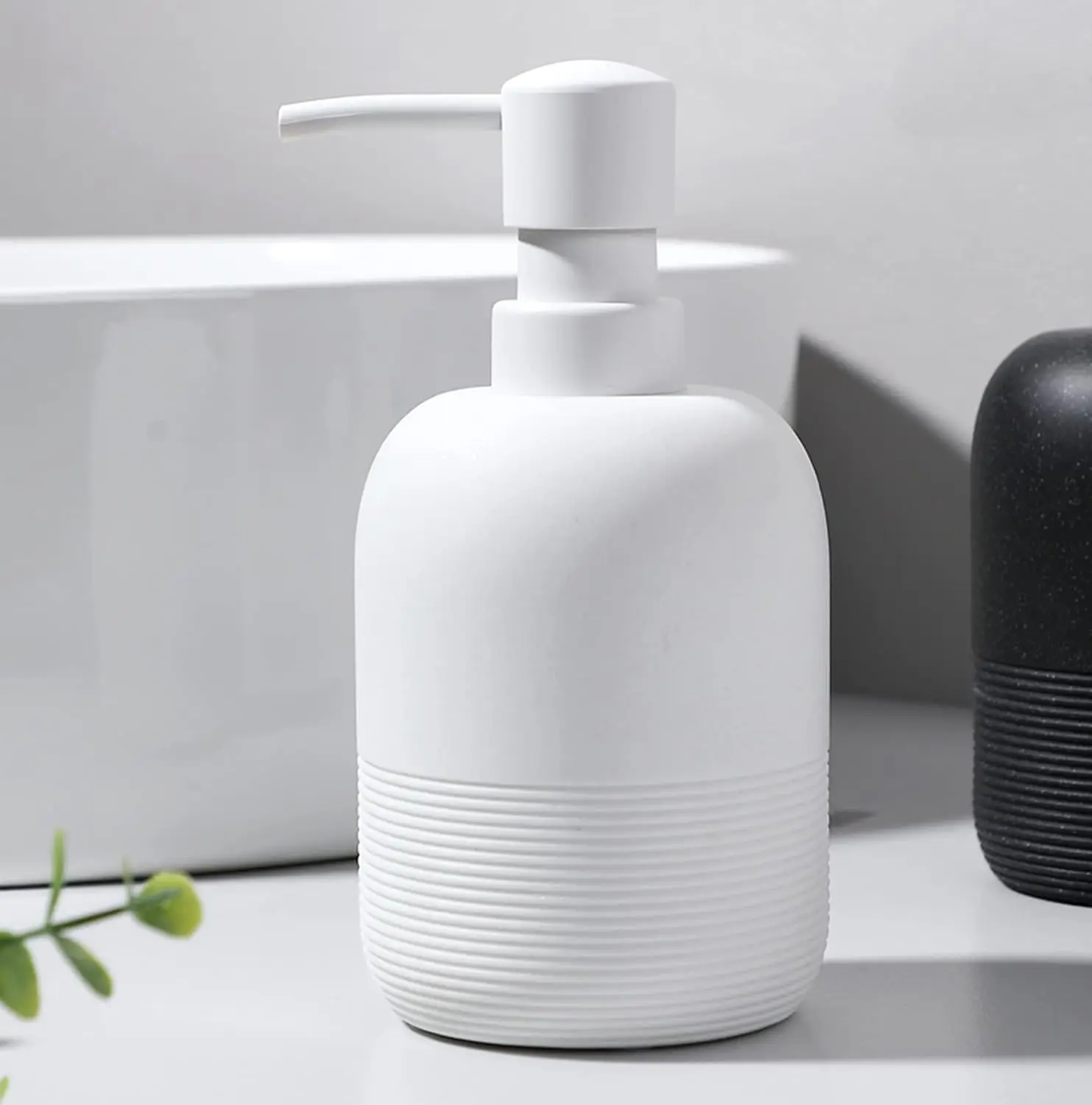 2PCS one set resin liquid soap dispensers concrete foaming soap dispenser body lotion bottle for for bathroom countertop kitchen