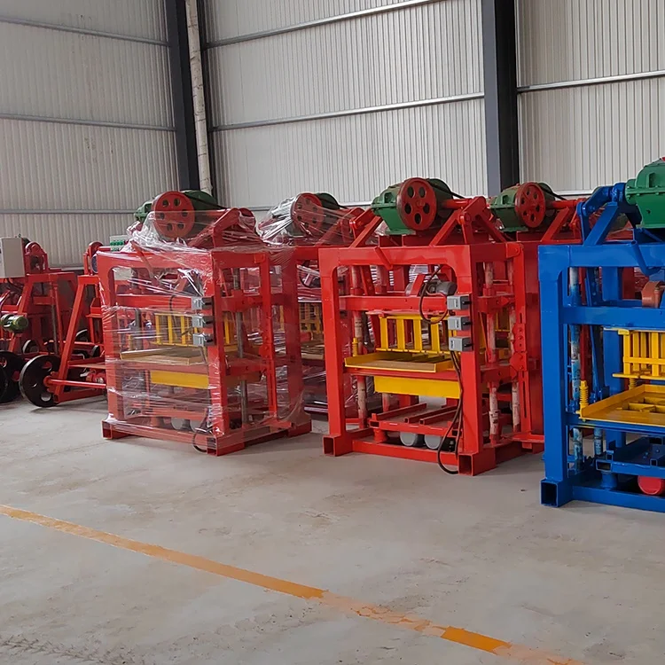 Qt4-40 Cement Brick Making Machine for Small Business