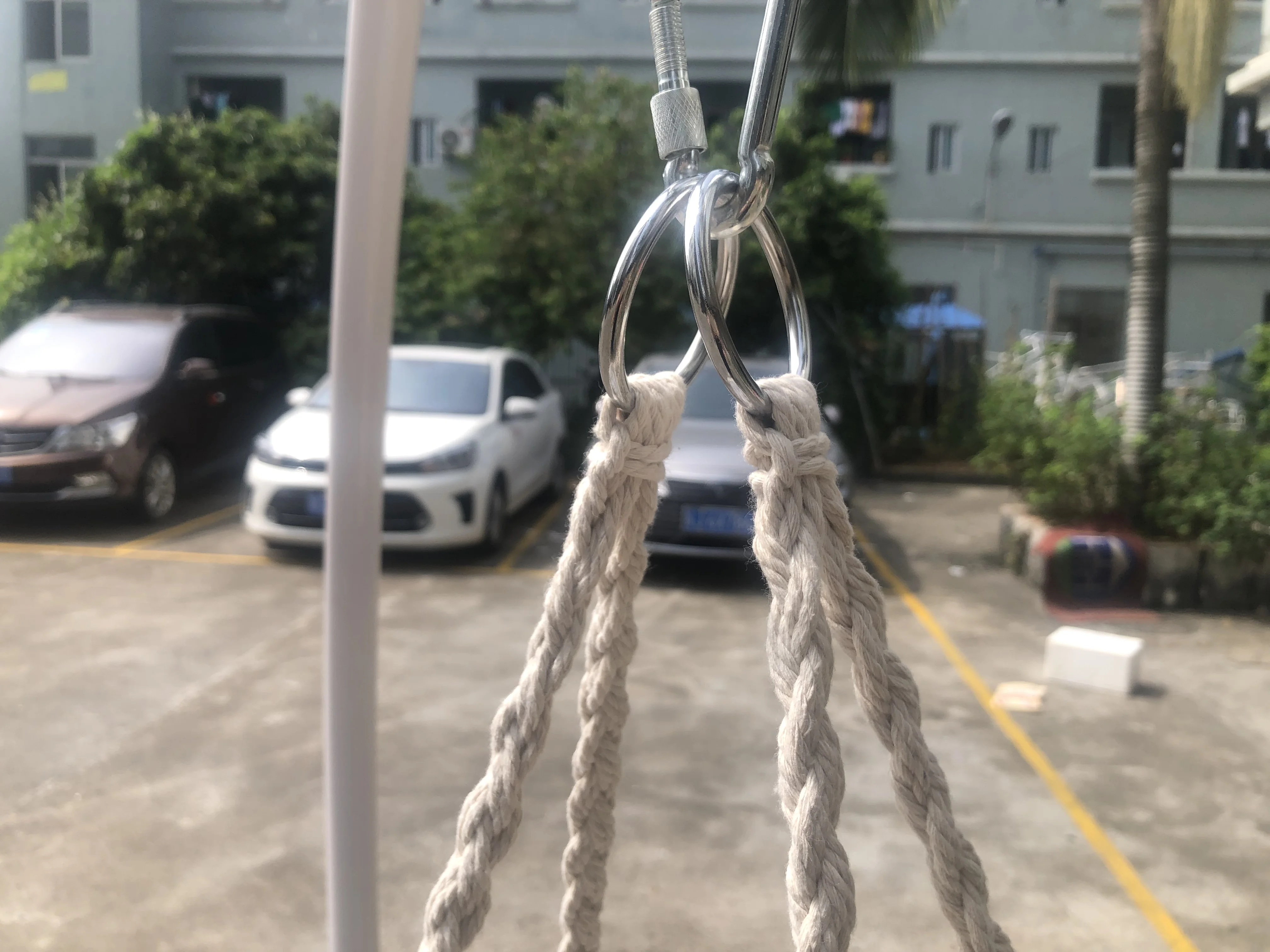 Modern leisure white round hammock macrame swing chair rattan outdoor garden patio hanging swin chair