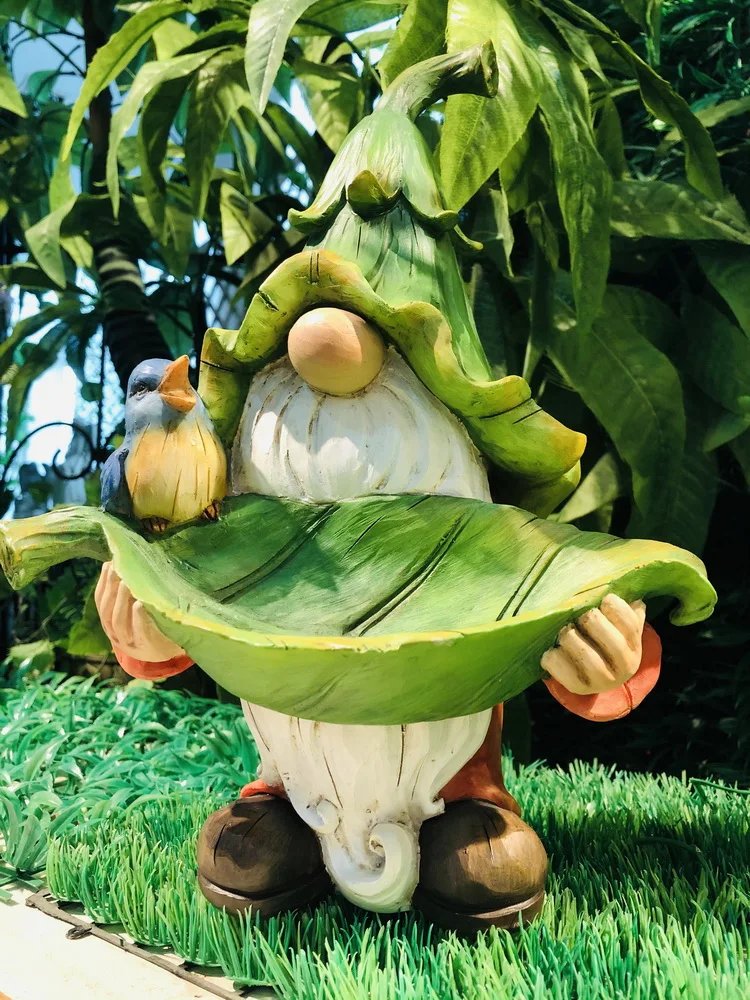  Wholesale Resin Garden Gnome Product Statue Bird Bath And Water Feeder Decor Outdoor
