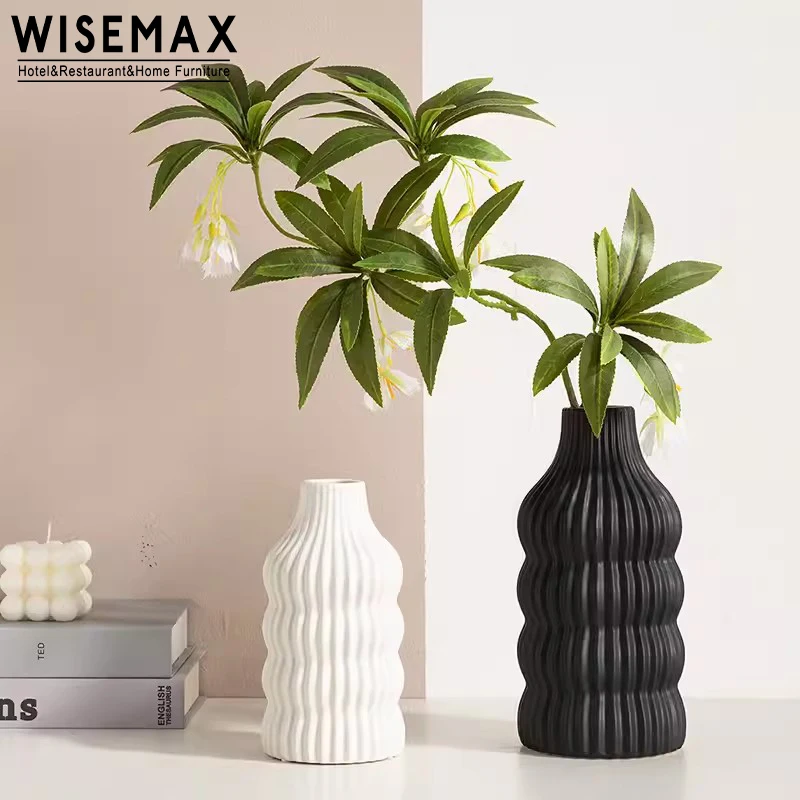 WISEMAX FURNITURE Modern Nordic Flower Vase Stripe Shaped White Black Ceramic Dining Table Decorative Vases For Home Hallway