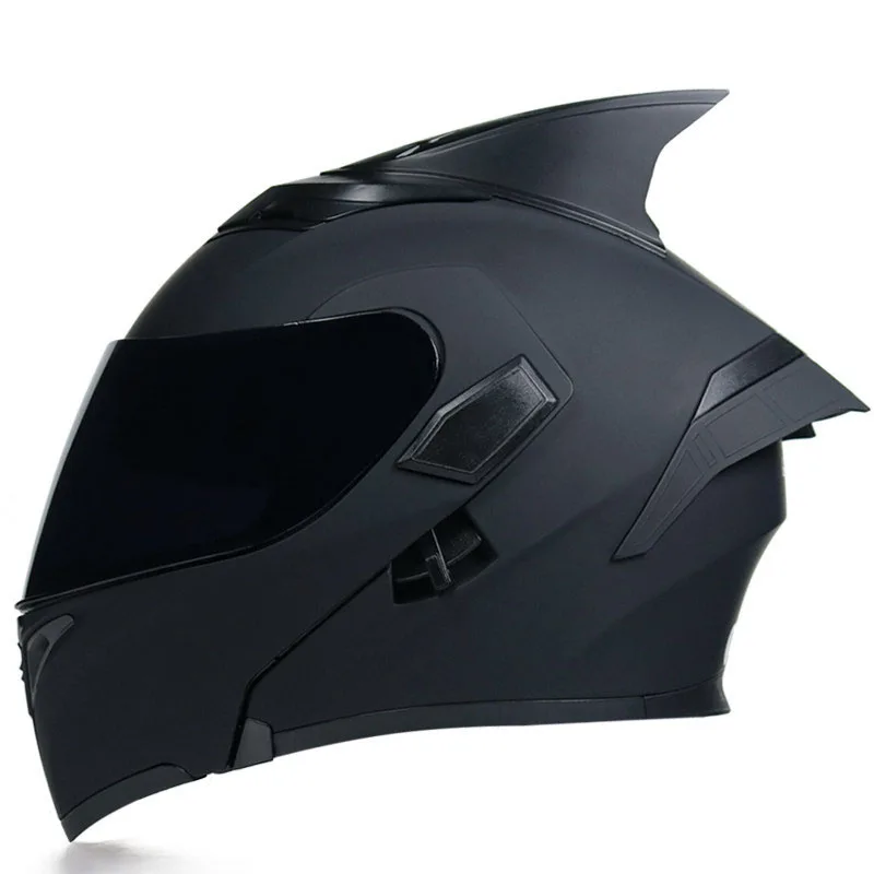 Hot Selling Motorcycle Full Face Flip Up Helmets Motorcycle Matte Black Custom Helmet With Big Tail and Horn