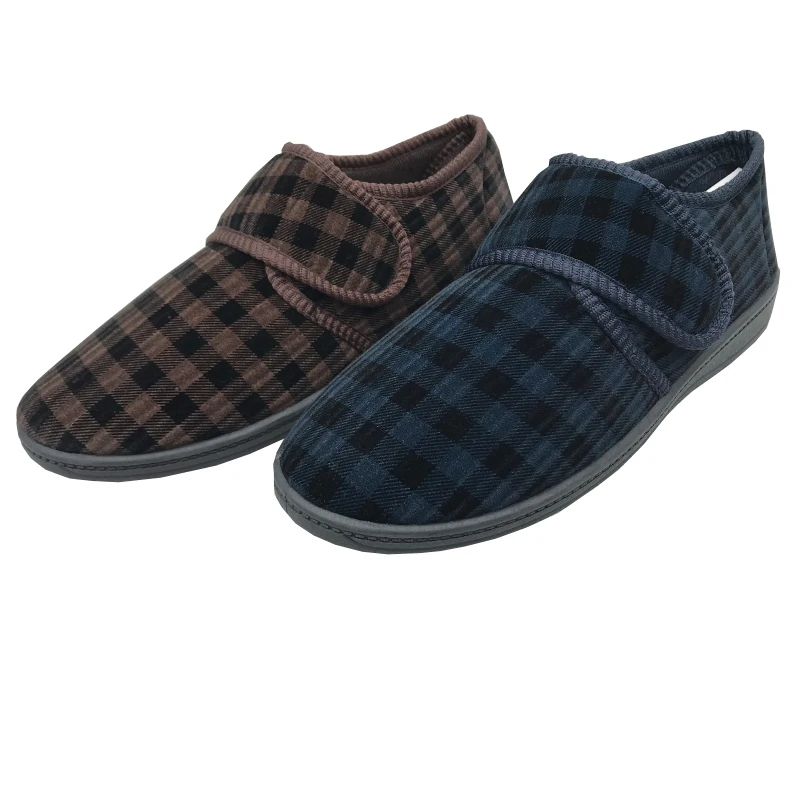 2022 fashionable design brown navy men indoor outdoor shoes black PVC outsole