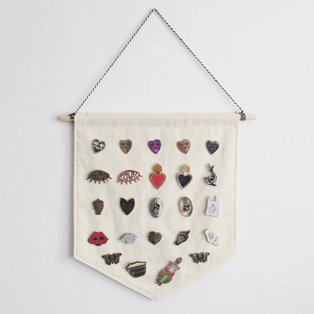 Pin Display Banners-Blank Cotton Canvas Wall Enamel Pins Collection Display Banner With Wooden Hanging sticks&Strings
