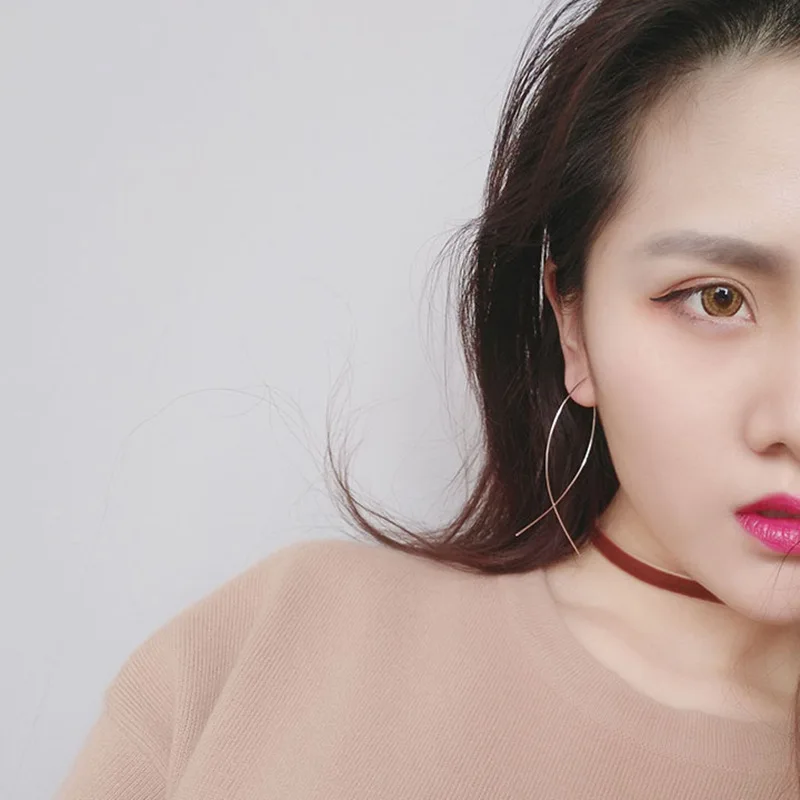 2021 New Handmade Copper Wire Earring Women Simple Design Fish Shaped Earrings