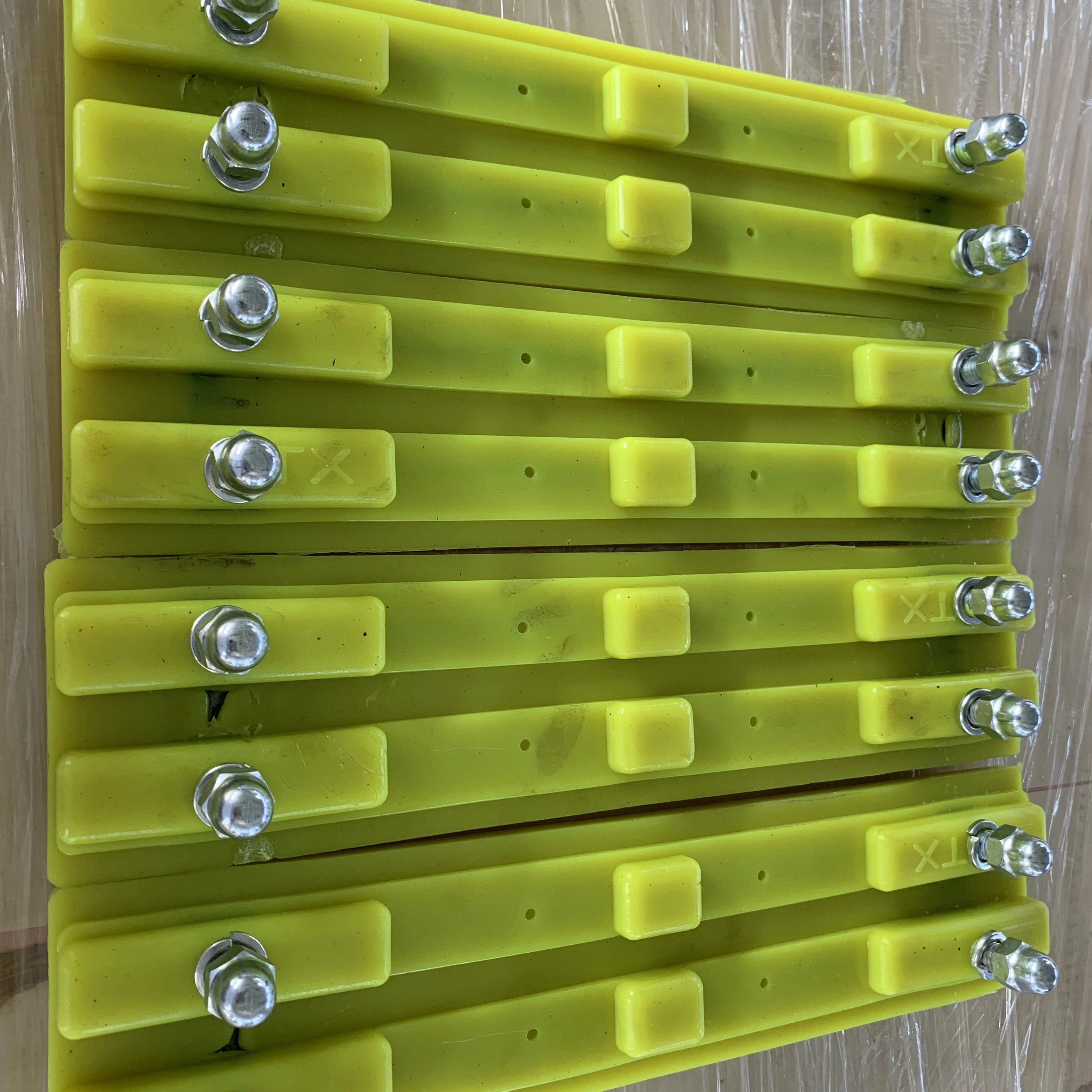 Excavator Undercarriage Parts Track Pad Track Shoe Polyurethane Rubber Pad