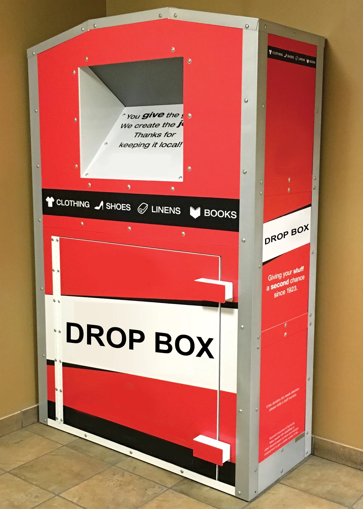 Factory Custom Large Community  Large Steel CollecDonator Clothes Recycling Bank garden metal trash can  clothing donation bins