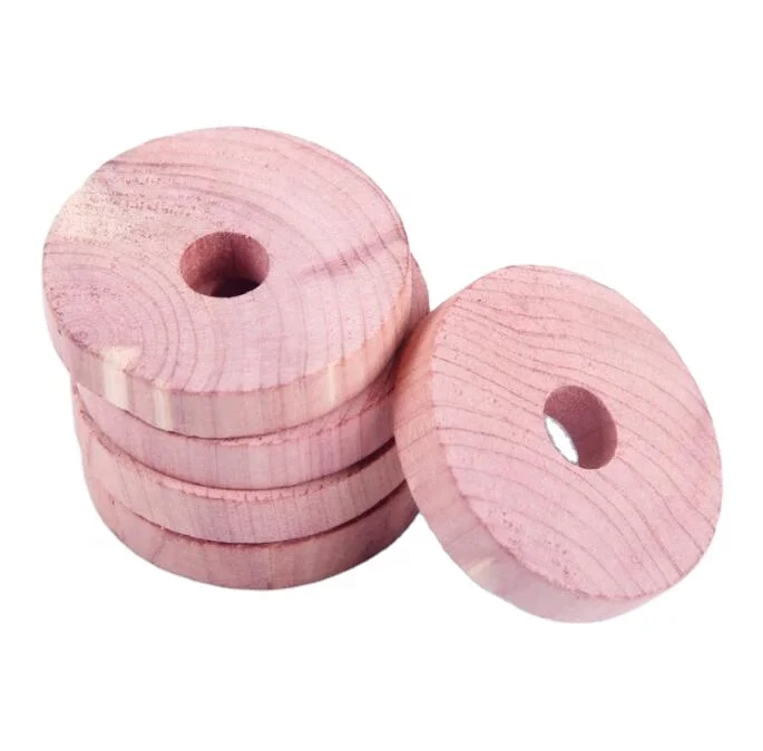 Wholesale custom high quality natural round cedar balls hangers red color cedar blocks wood for clothes storage