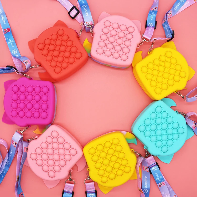 Wholesale Novelty  Bag Silicone Rainbow Fidget  Coin Purse Sensory Toys Kids Fidget lovely  Toys