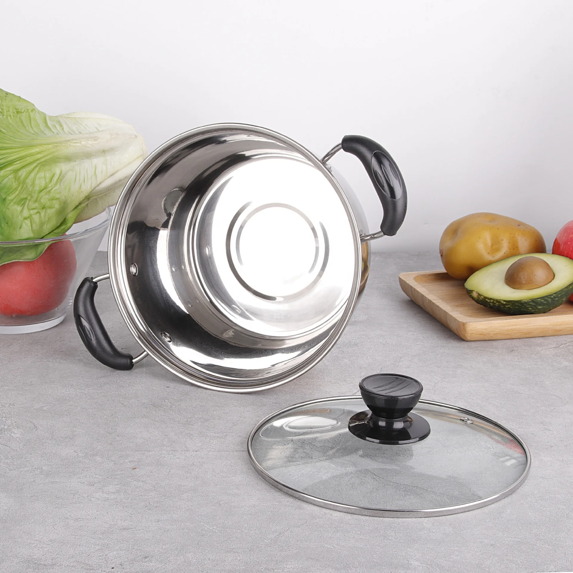 18 CM Wholesale home kitchen cookware stainless steel casserole soup pot with glass lid single bottom