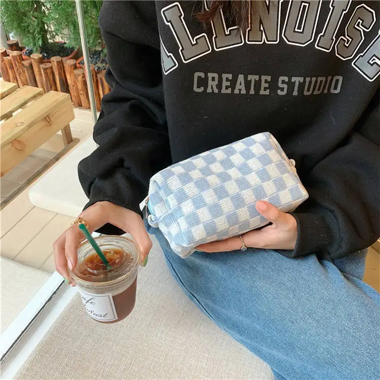 Korean ins knitted checkerboard makeup bag contrast wool lattice storage and finishing bag student pen bag