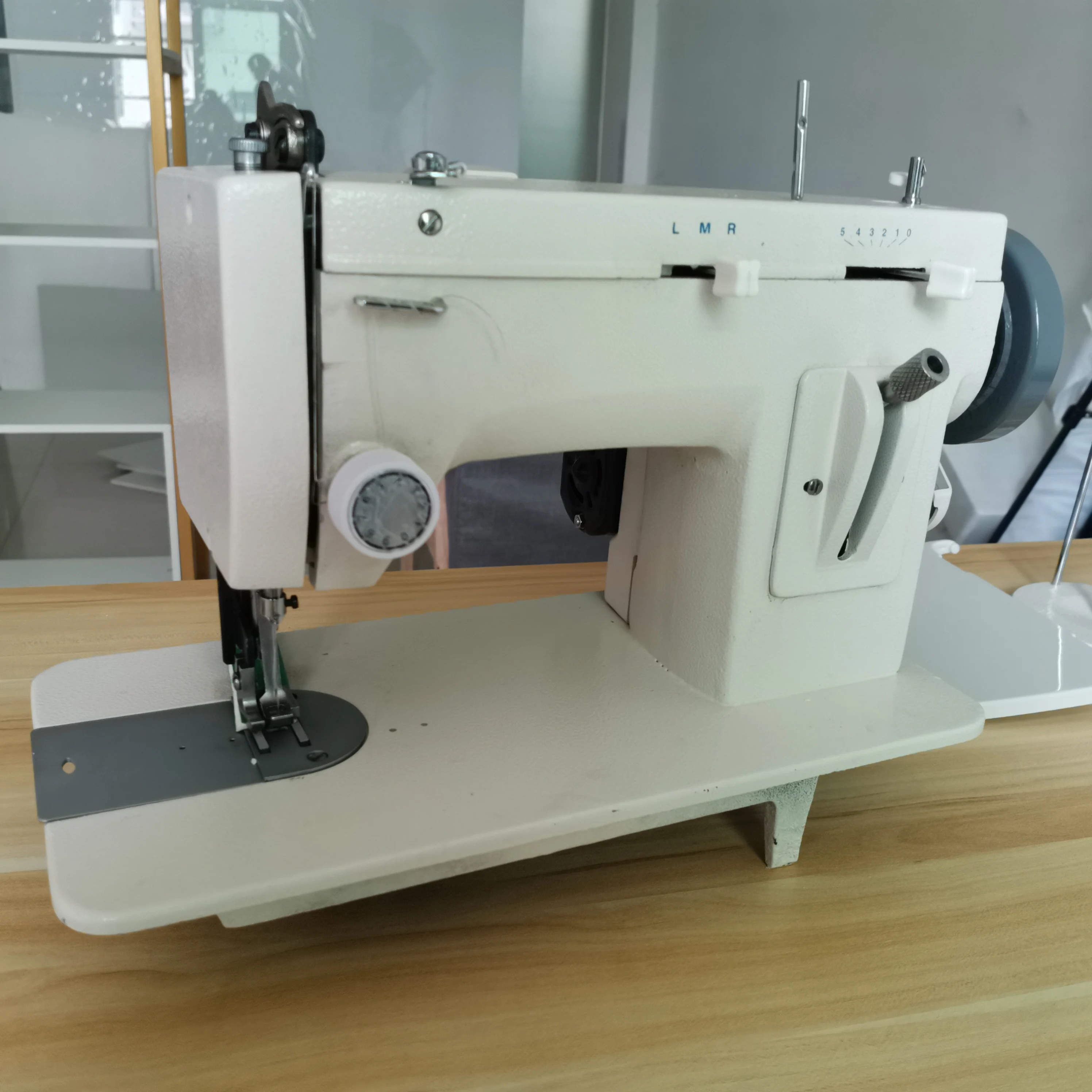 Heavy Duty Sewing Machine Sew Jeans household Zigzag Sewing Machine