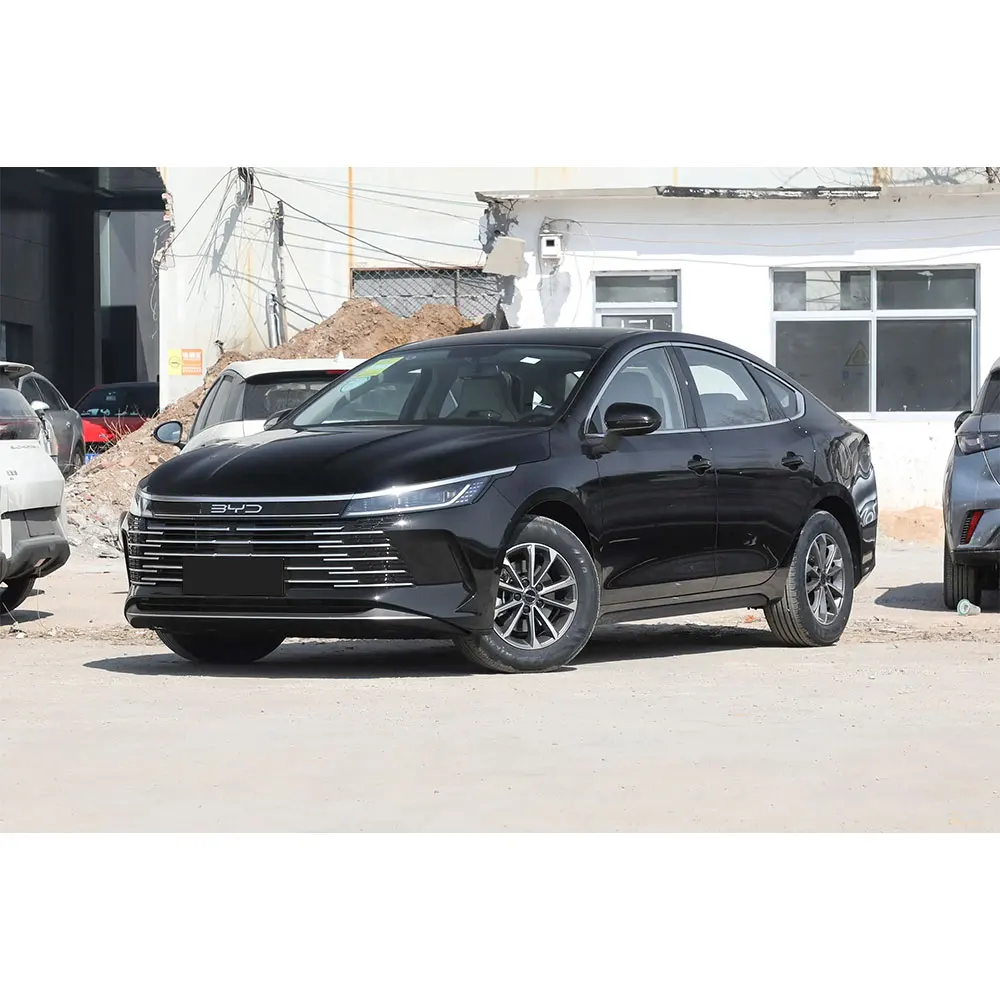 2024 высококачественные автомобили Ev BYD King 4-дверный 5-местный седан Гибридный 46 км дальнего действия гибридные для продажи