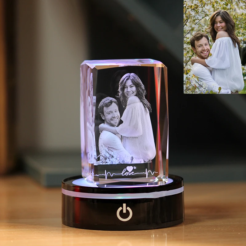 Quick customization The 3D customized gift with photo engraving of K9 crystal is suitable for giving to family members