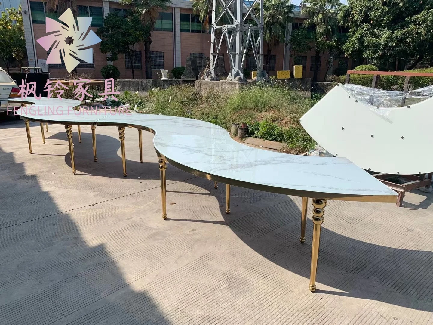 Hot Selling Round Shape S Shape Mdf Top Glass Top Stainless Steel Base Wedding Party Banquet Table