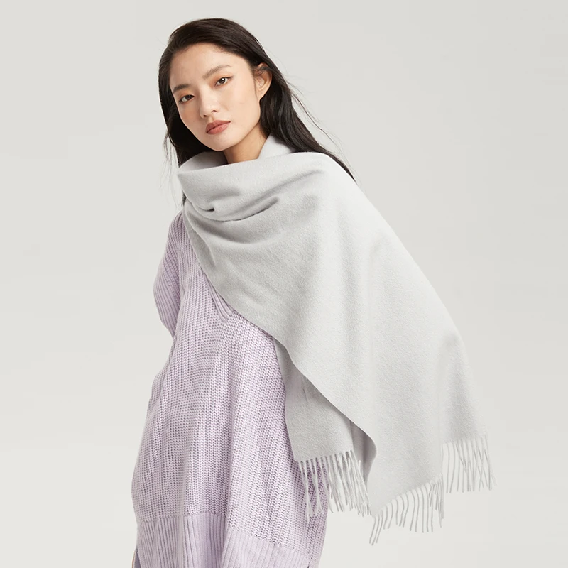 Hot sale customize fashion knitting winter wool thick scarf with tassel for women