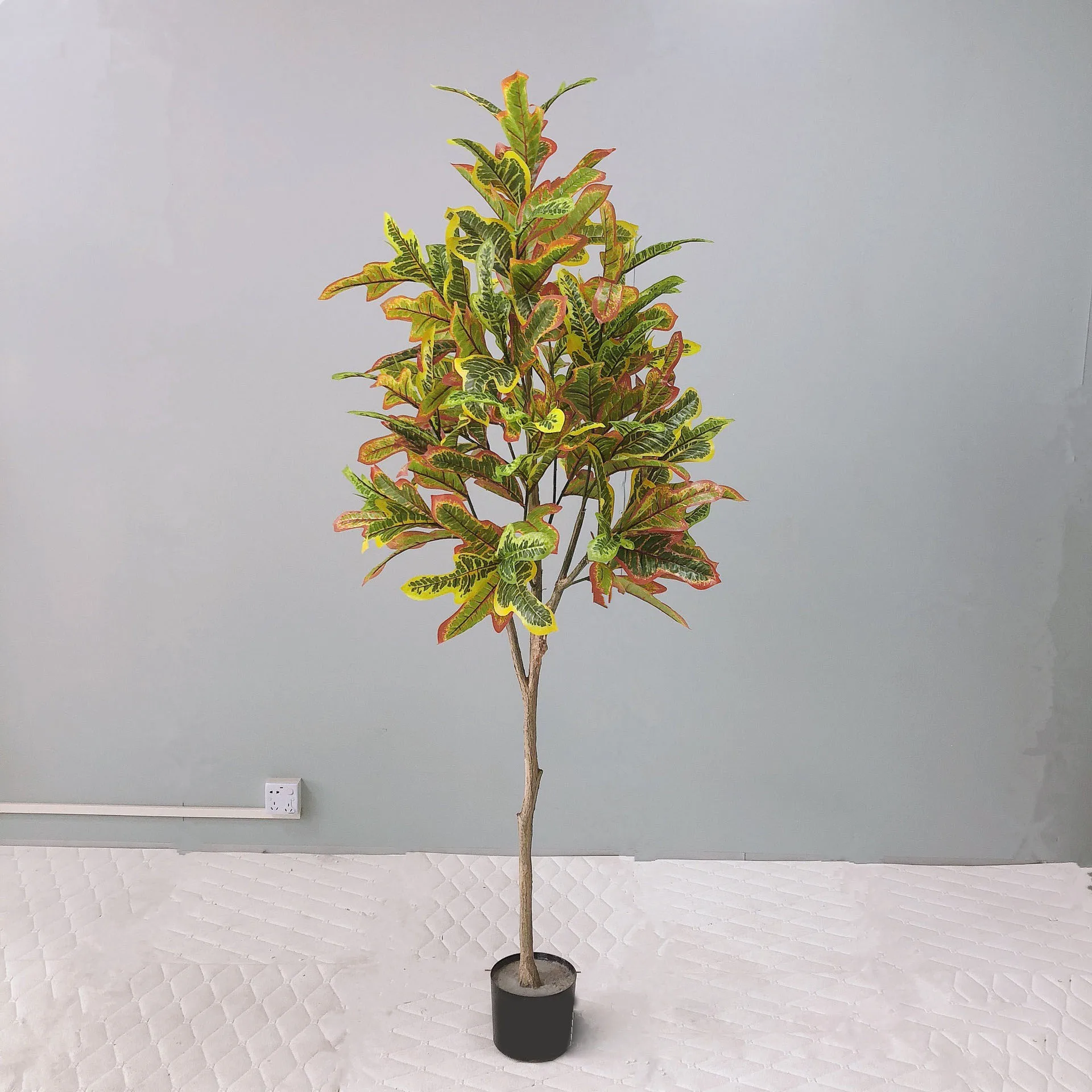 Высокое качество искусственное кротонное растение красивые листья Codiaeum Variegatum бонсай оптом для продажи