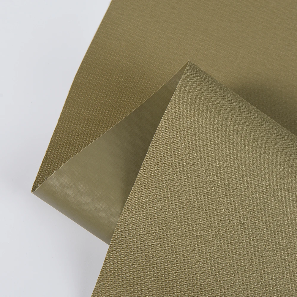 China Factory Wholesale Price 300D 100% Polyester PVC Coated  Oxford Ripstop Fabric For Gym Sport Bags