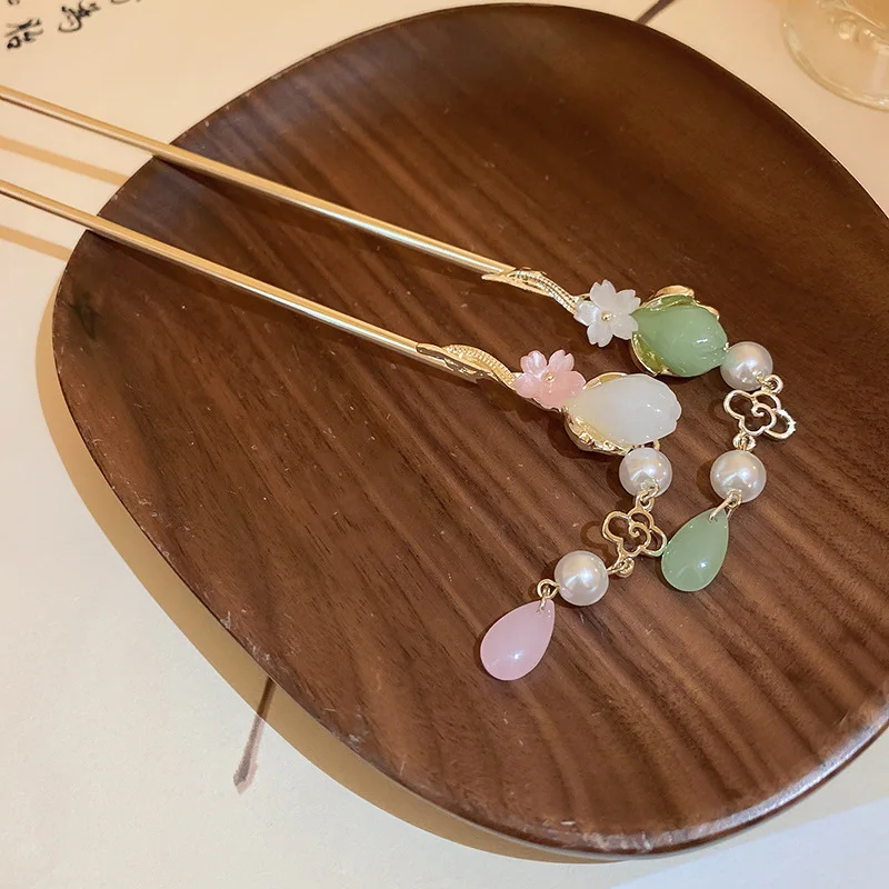 wholesale 2023 new hairstyle minority hair accessories jade flower hairpin high-grade temperament retro hairpin