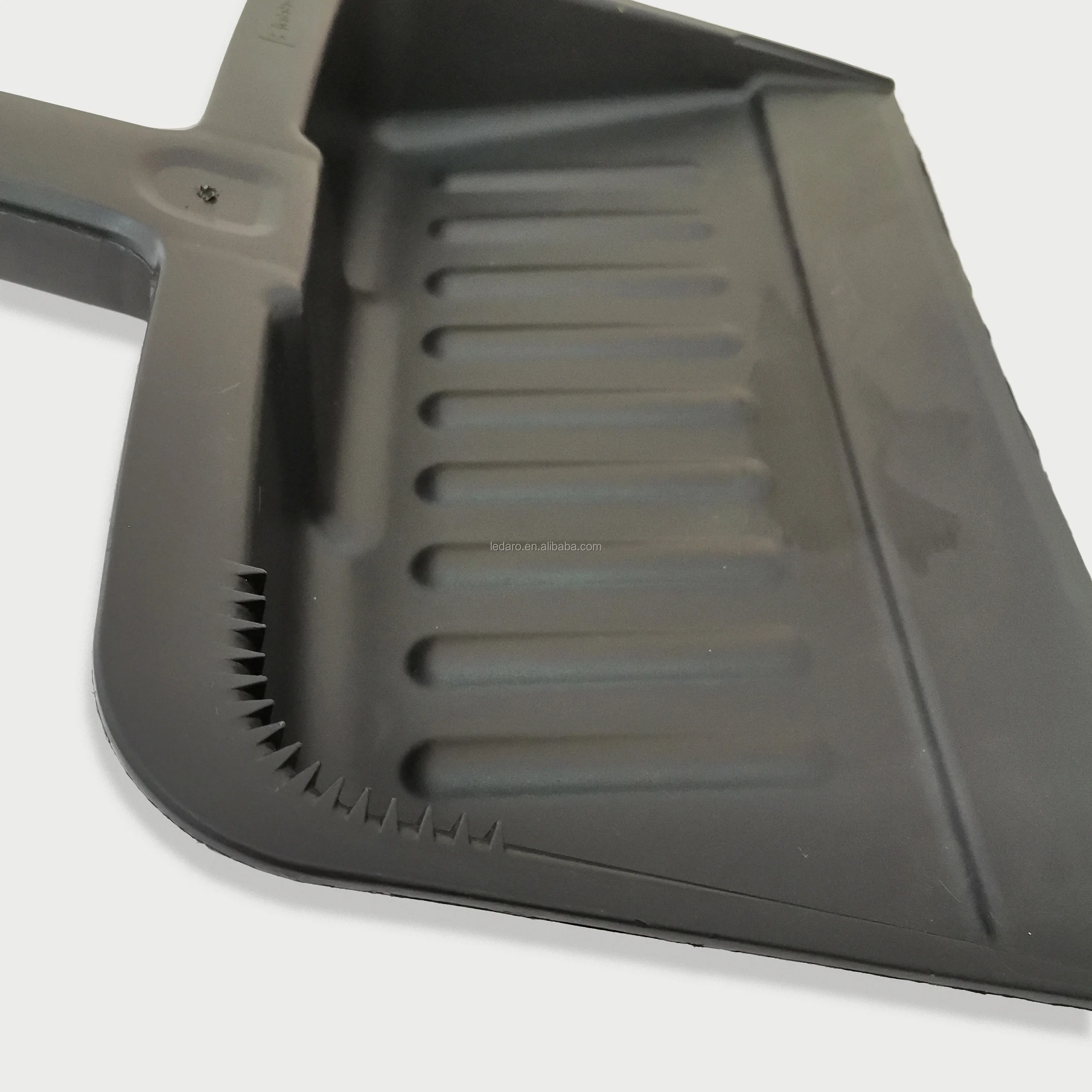 Heavy Duty Durable Plastic Commercial Jumbo Dustpan with Handle Dusting cleaning tool shovel pan