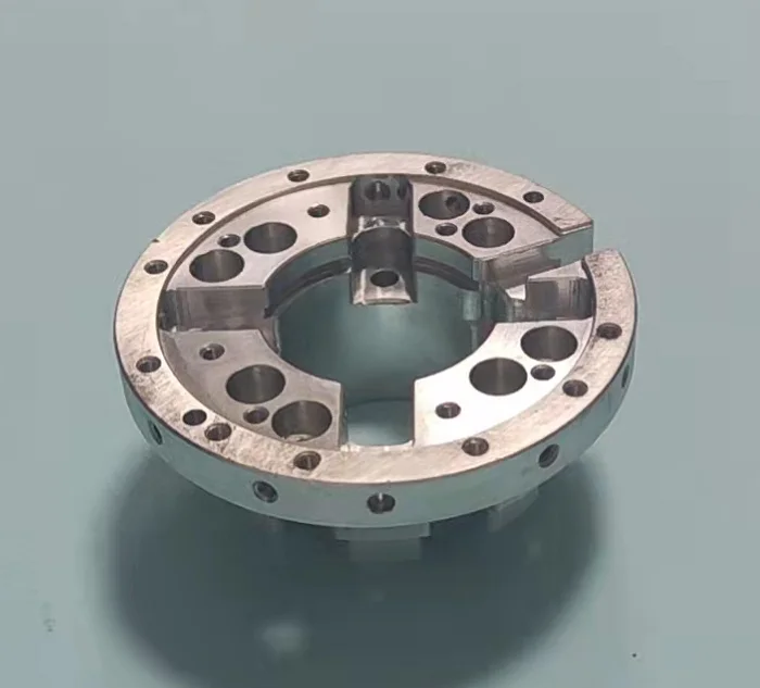 OEM customized mining machine parts, providing CNC turn-milling processing services