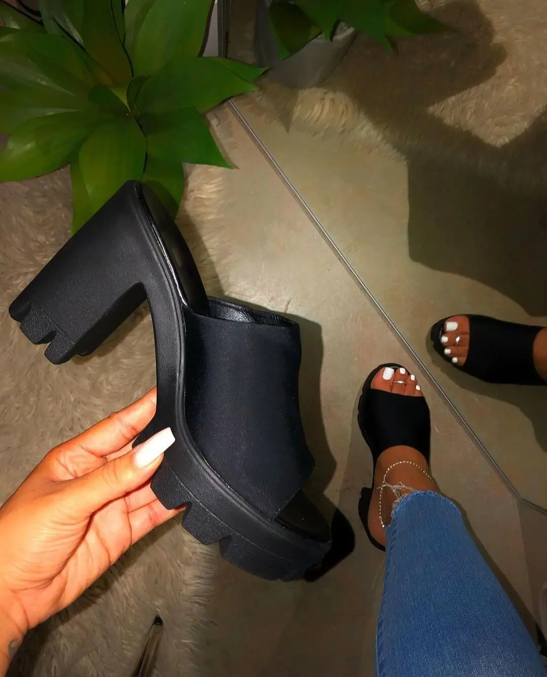 210609 NS 36-43 Surprise Price Grey Color Gel Midsole Material Gold Color Heeled Sandals