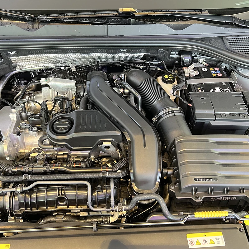 2025 Volkswagen 8 5 для гольфа 300TSI R-line 1 T с турбонаддувом R18 обод экраном IQ Light Официальный Выставочный зал дилера в Гуанчжоу