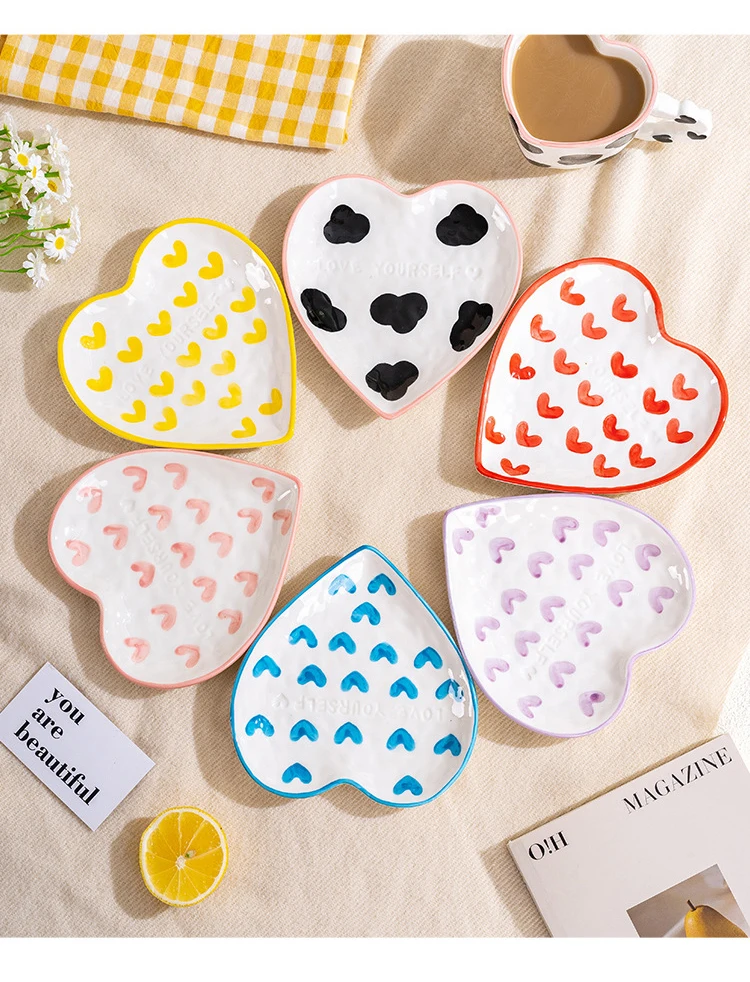 Creative Cute Girl Water Cup Fresh Hand Painted Pink Love Coffee Cups And Dish Underglaze Peach Heart Ceramic Mug And Dish Set