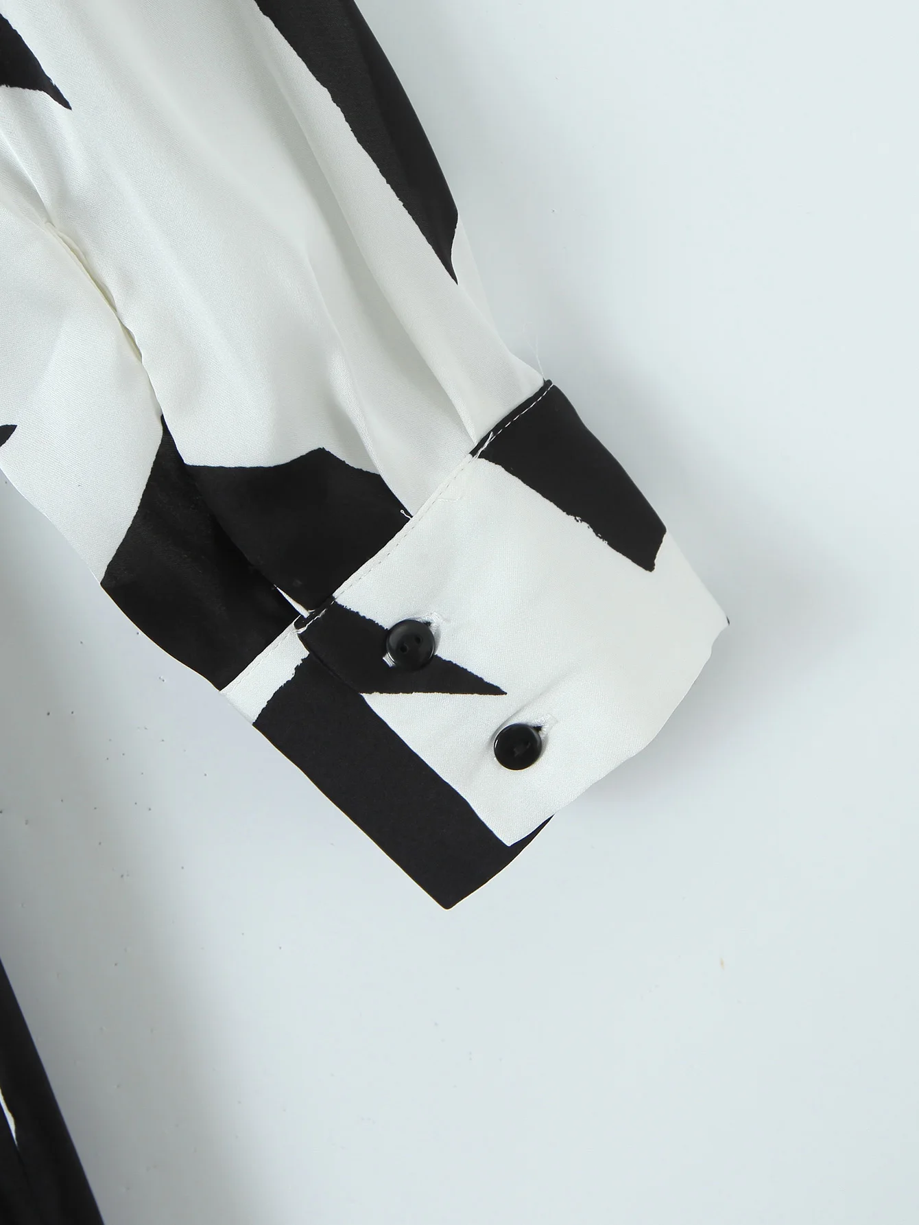 Turn down collar black white color print long sleeve side bow tie casual fashion shirt dress for women