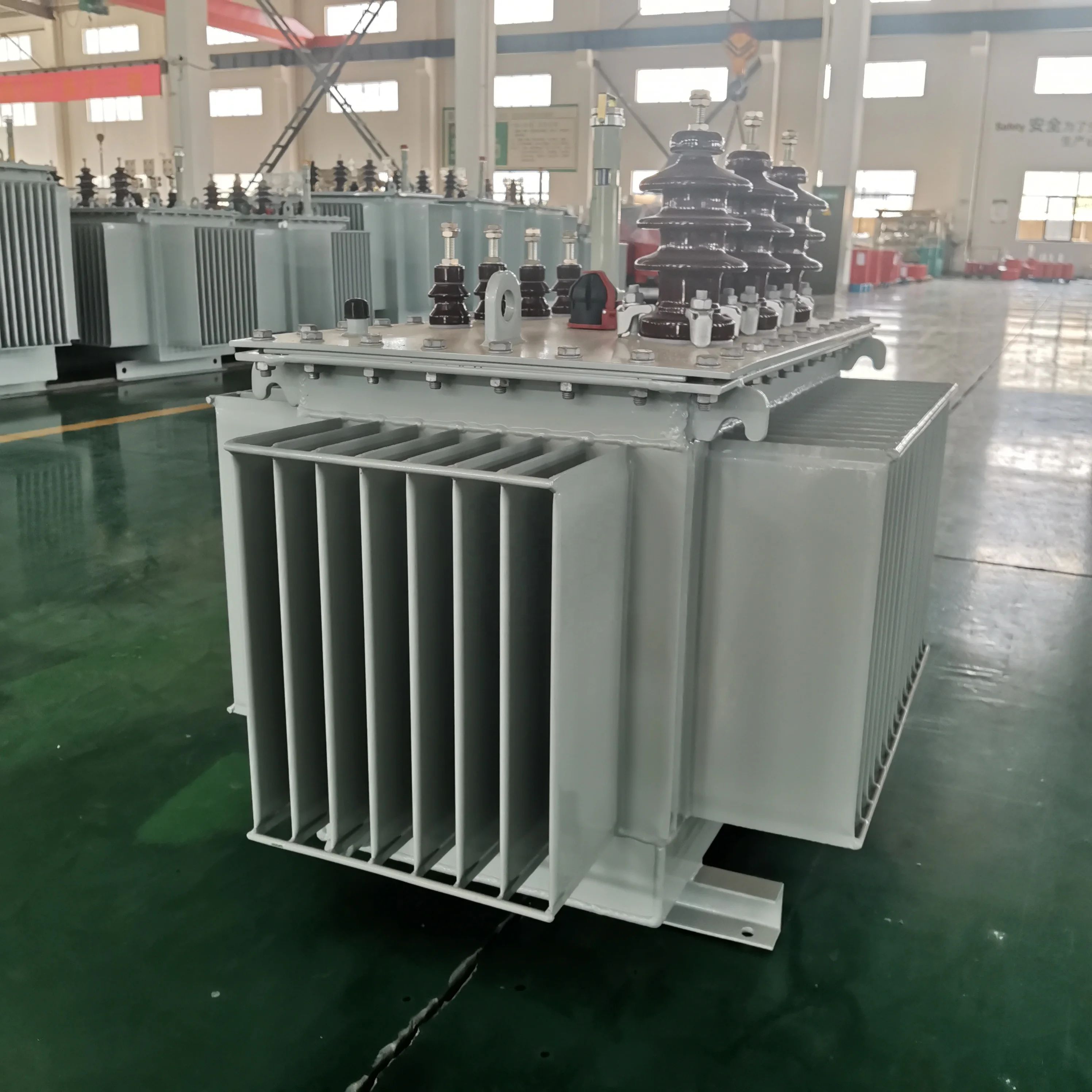 Поставка от производителя-ANSI 250KVA 167 кВА трансформатор погруженный маслом 3 фазный 13.8kV