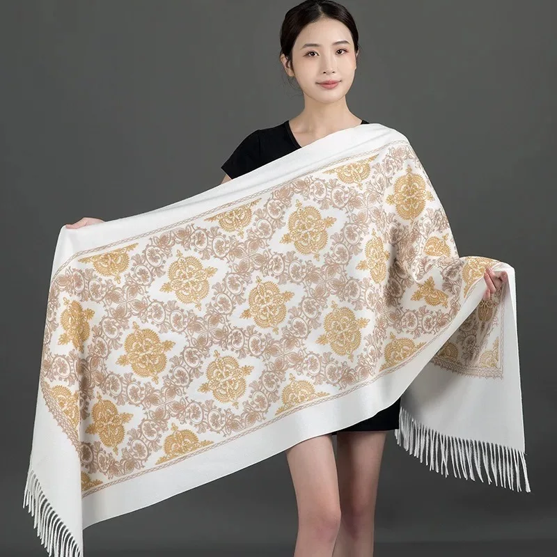 Fast Delivery Fashion Simple Soft and Thick Winter Gold Silk Crown Embroidered Scarf