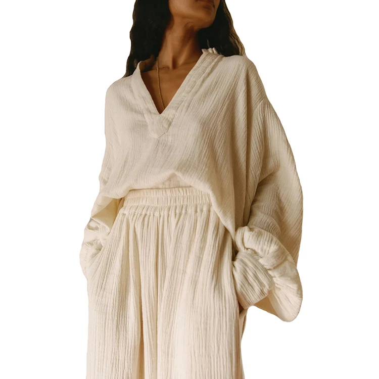 OEM Factory Home Lounge Wear Cozy Ivory Relaxed Loose Fit Pleated Cotton Gauze Deep V Neck Two Piece Pants Set 2 Piece Set Women