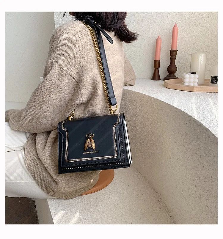 Custom Logo Small Rivets Handbags 2022 Girls Luxury Bee Purses Females Korean Style Hand Bags For Woman