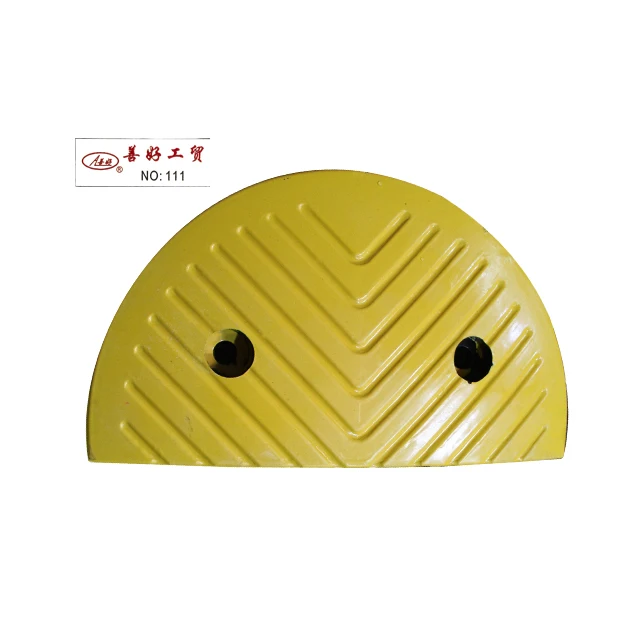 yellow cast steel speed bump for traffic speed breaker road hump