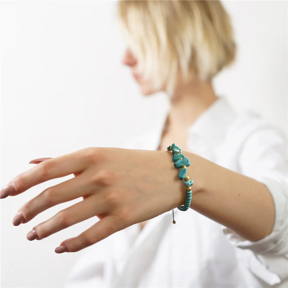 Wholesale Braided Beaded Bracelet for Women Jewelry Chips Beaded Healing Crystal  Meditation Jewelry Minimalist Stone Bracelet