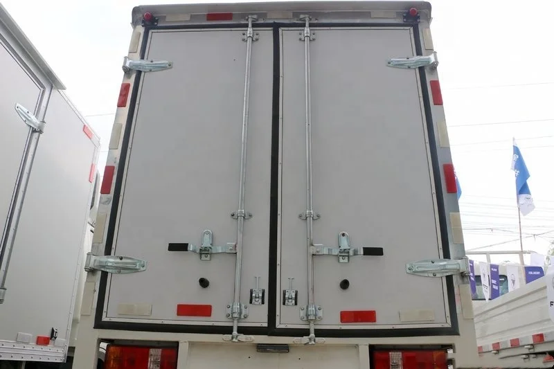 
2020 new foton 4x2 cargo truck 2ton box truck diesel mini truck for sale 