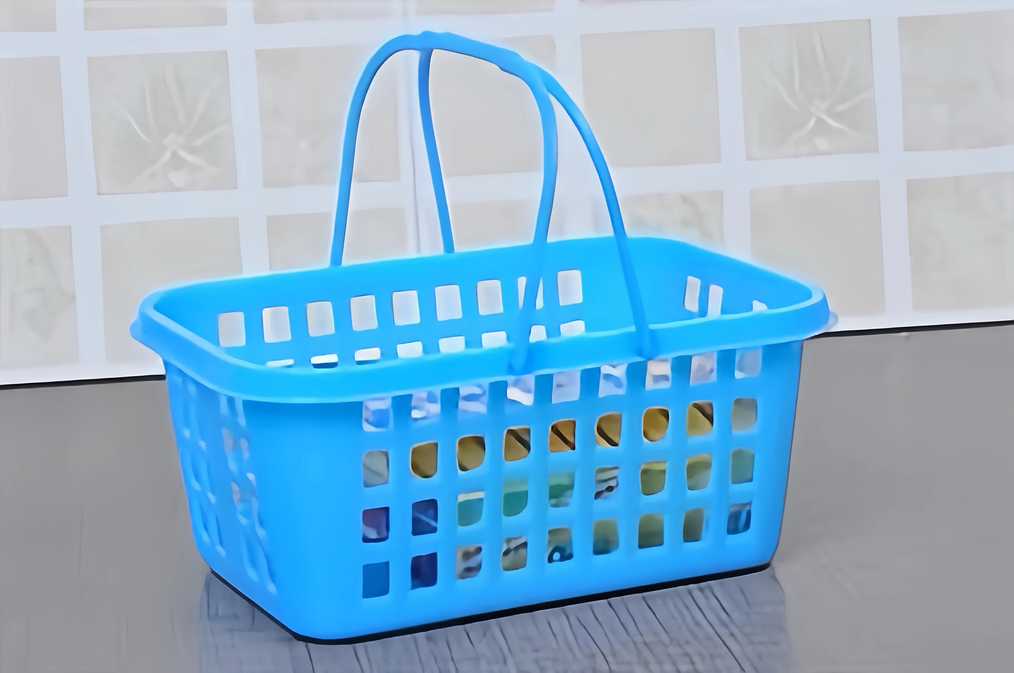 PP Plastic Laundry Baskets with Clothes Pegs Convenient for Organizing Clothing