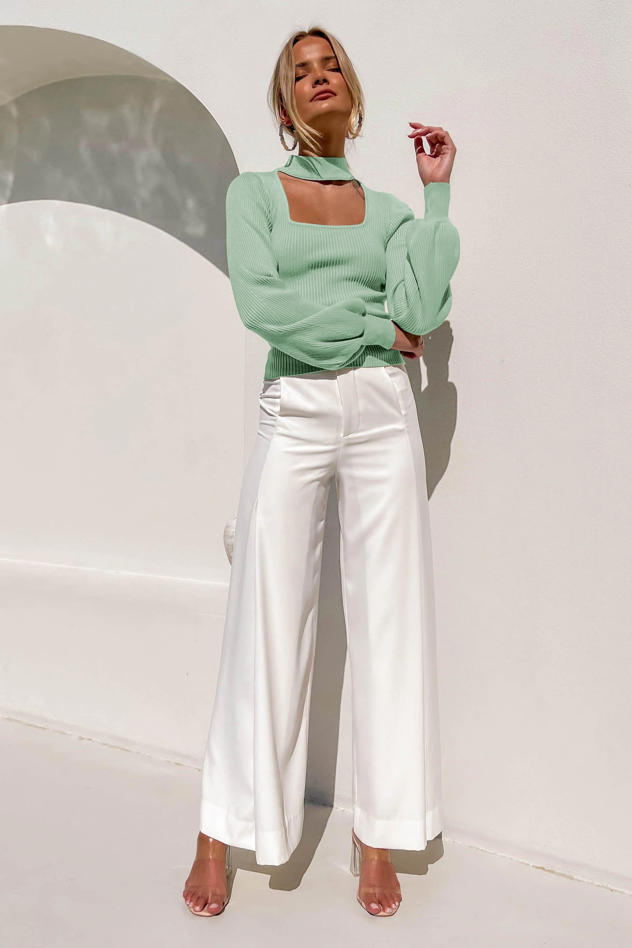 Lie Fallow Clothing Lady Sexy Hollow Out Hole Elegant Long Sleeve Shirts Knitted Blouse Casual Womens Clothing Top Quality