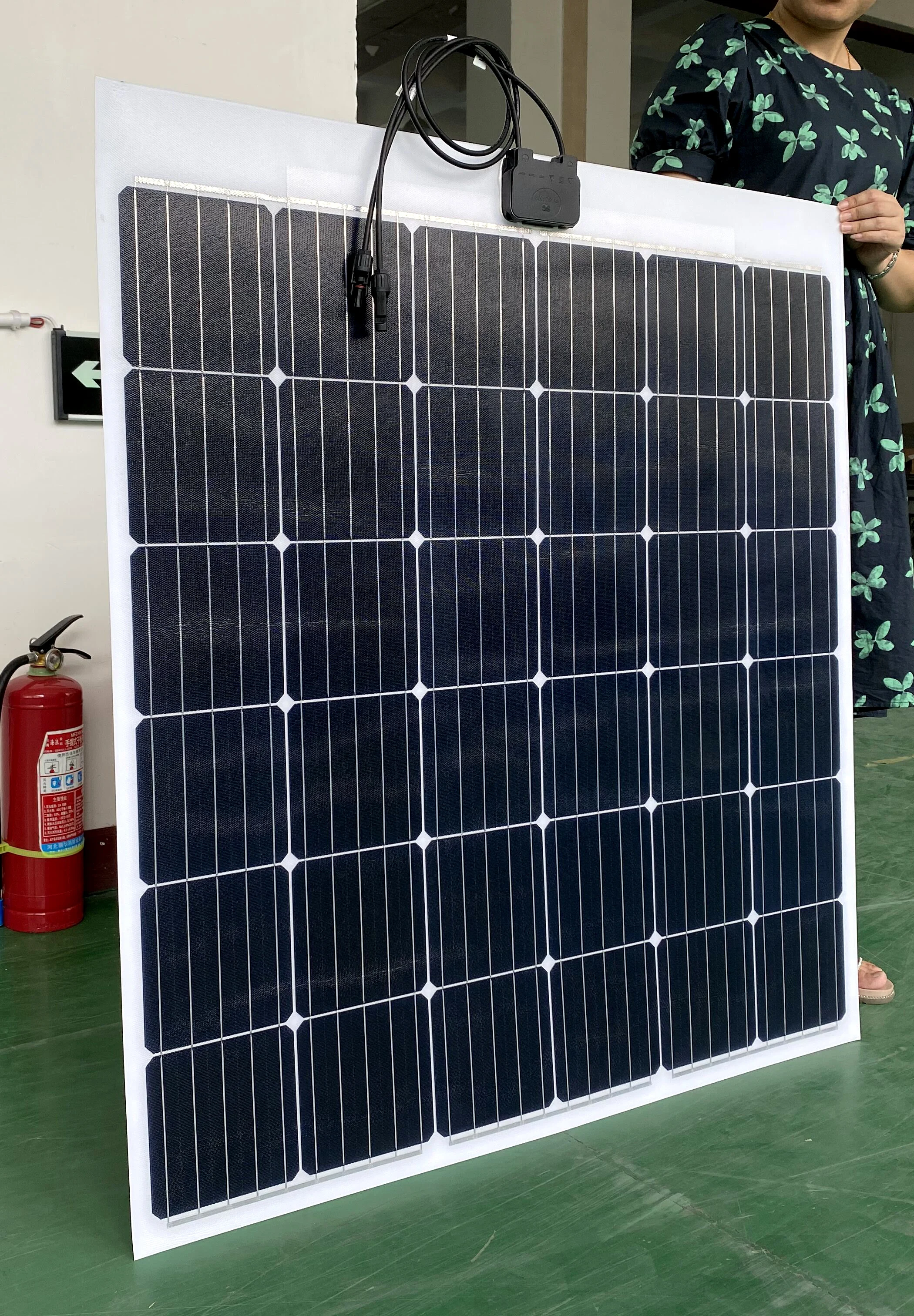 150 watt semi-flexible etfe solar panel wholesale for trickle carche car