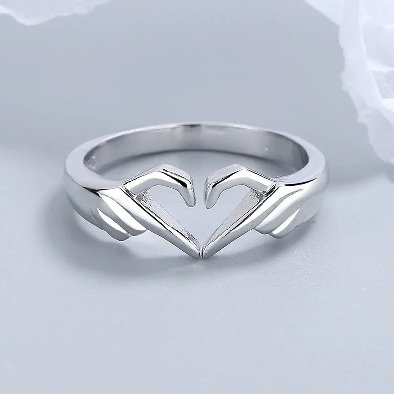 Creative Heart Martching Couple Rings Set Forever Endless Love Wedding Ring for Women Two Hands Hug Heart Shape Ring AM1081014