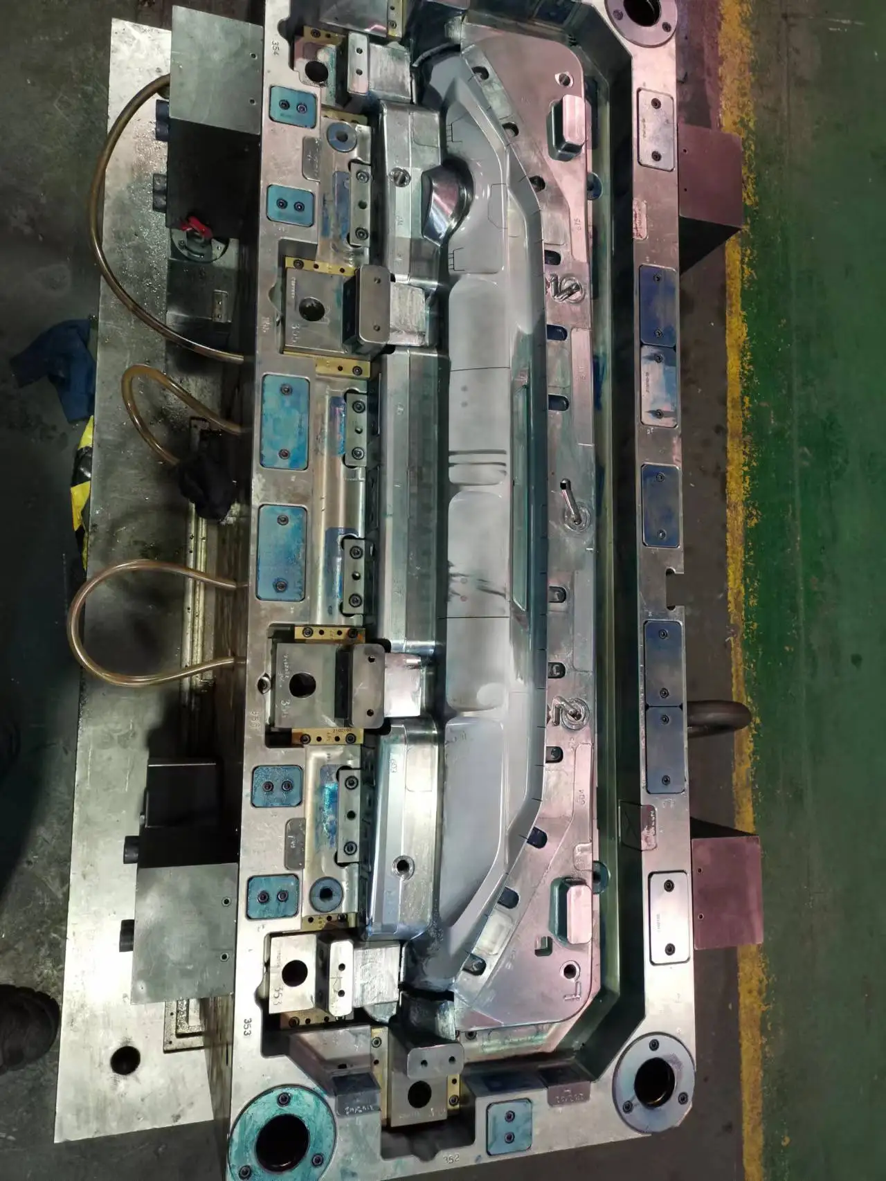 customized high precision plastic mould products maker injection mold manufacturer mouldings for factory